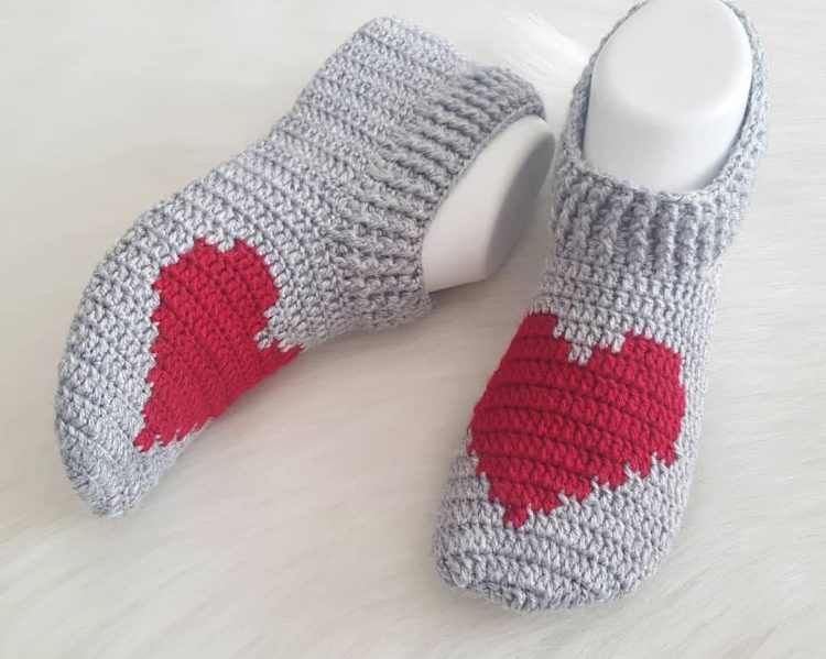 easy crochet slippers pattern free